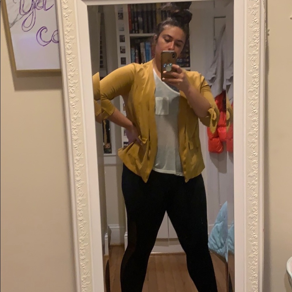 Yellow blazer